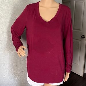 SO Favorite V-Neck Long Sleeve